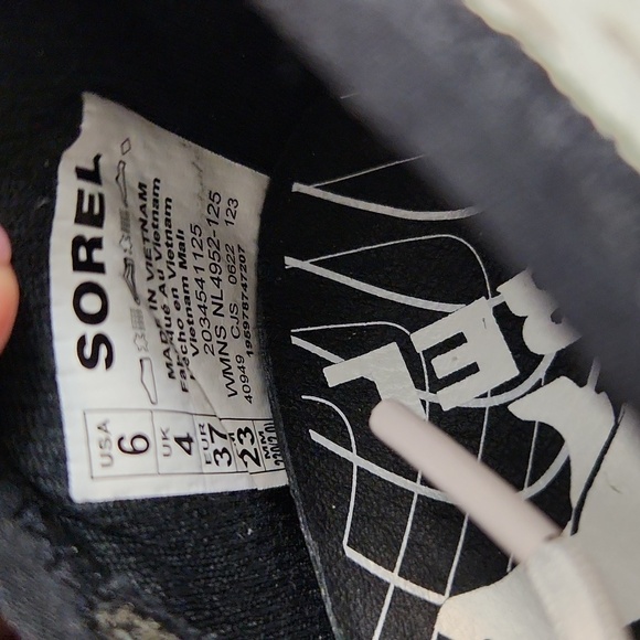 Sorel Kinetic Impact II Lace-up Sneakers (W Size 6) - Picture 13 of 16